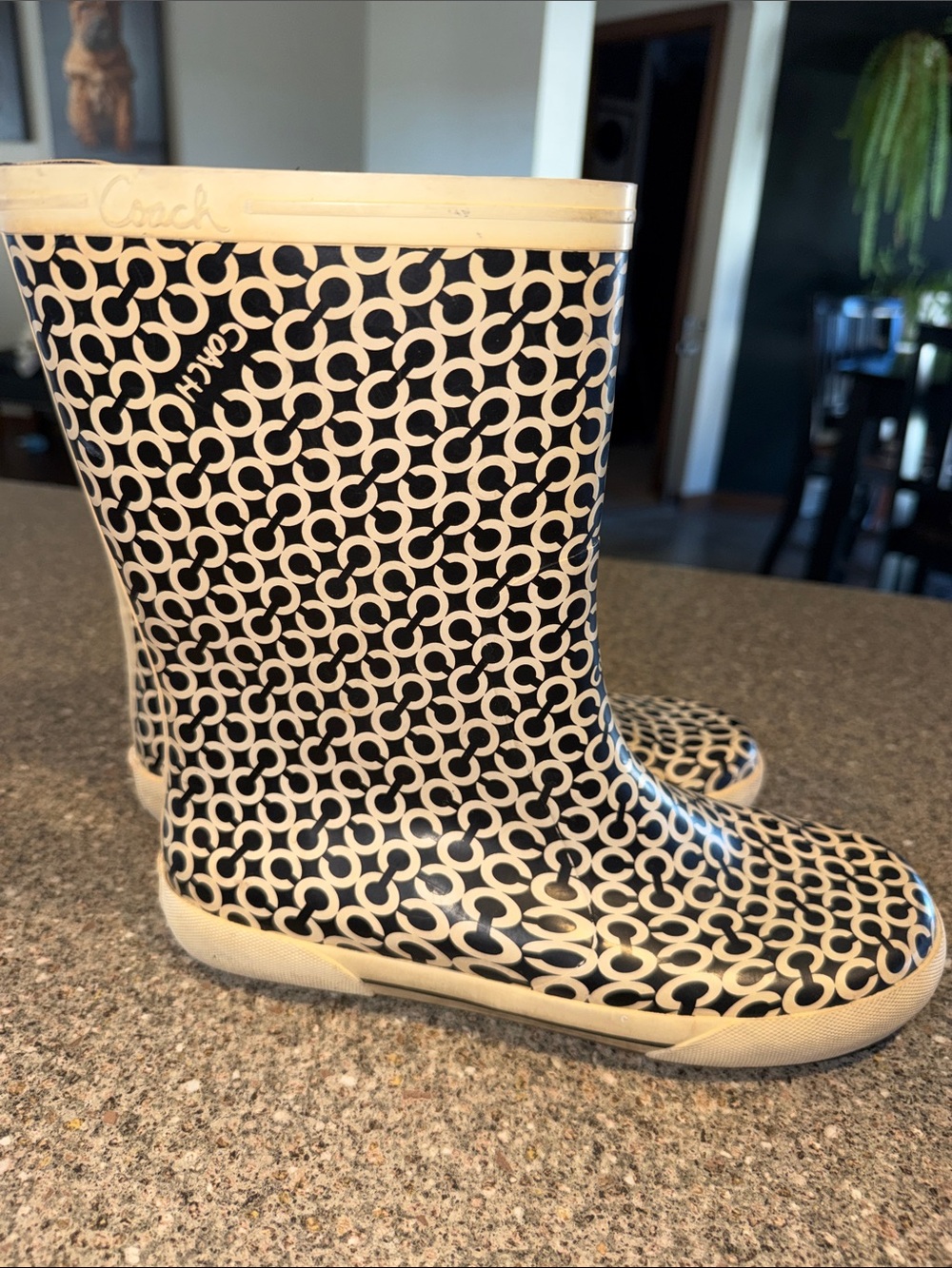 Coach Black & Cream Signature C Pattern Rain Boots Vintage y2k